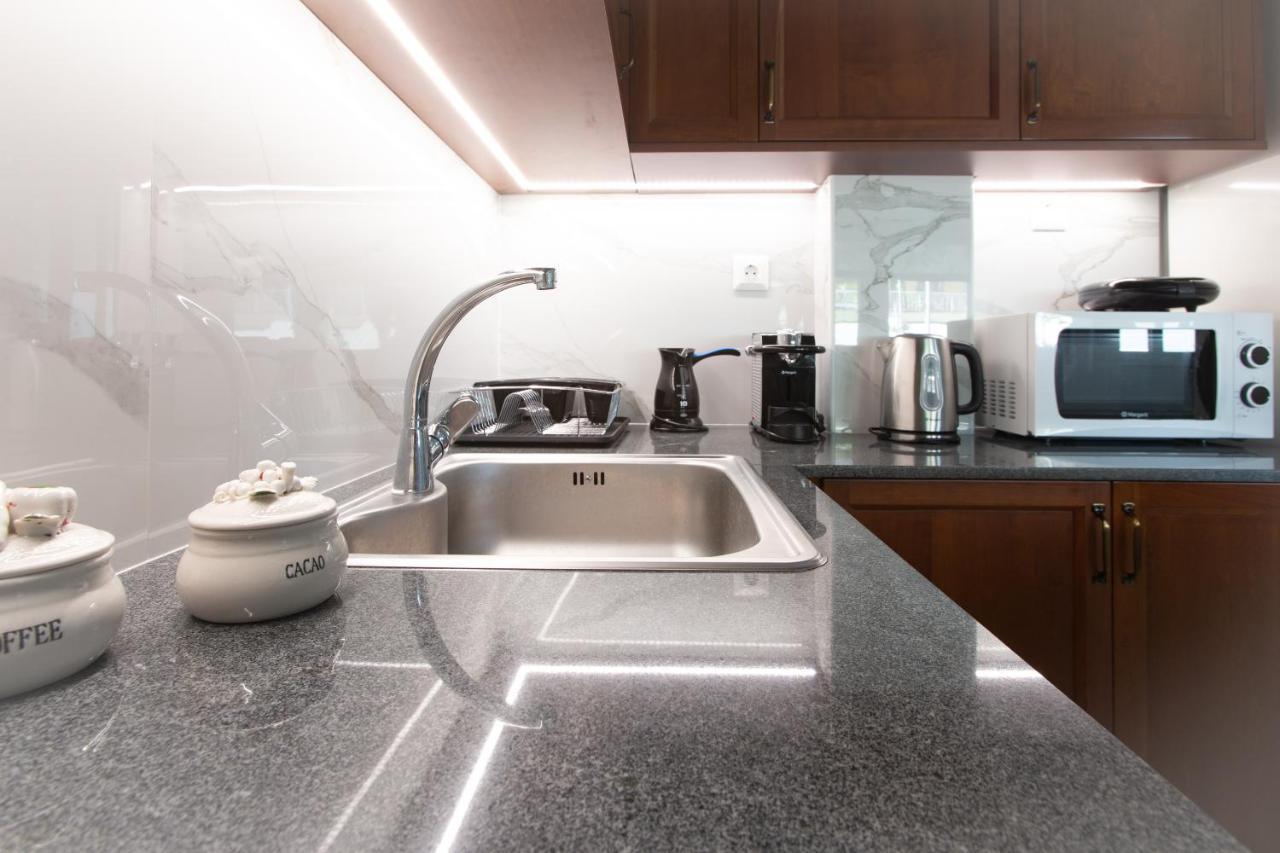 Beautiful And Comfortable Apartment At Marina Zeas Пирей Экстерьер фото